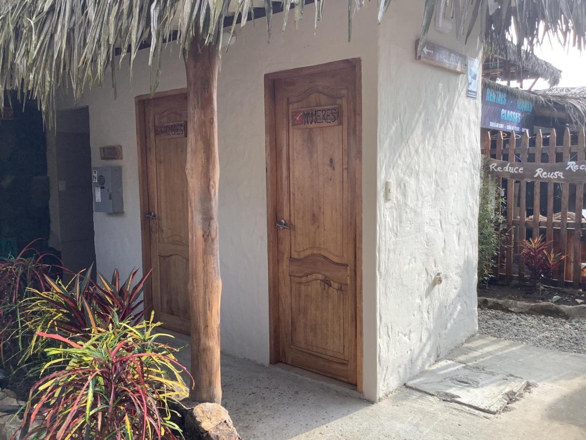 Tres Palmas Hotel Montañita Exterior foto